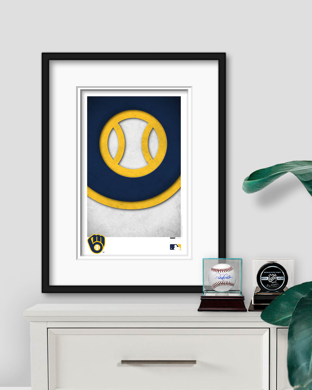 Minimalist Logo - Milwaukee Brewers