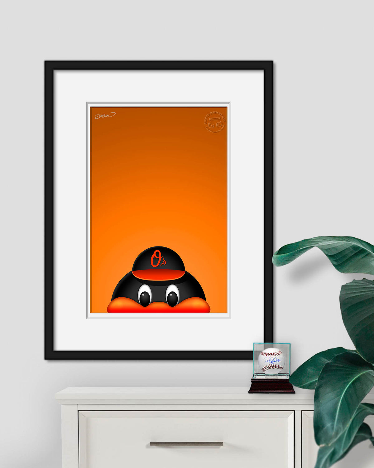 Minimalist Oriole Bird