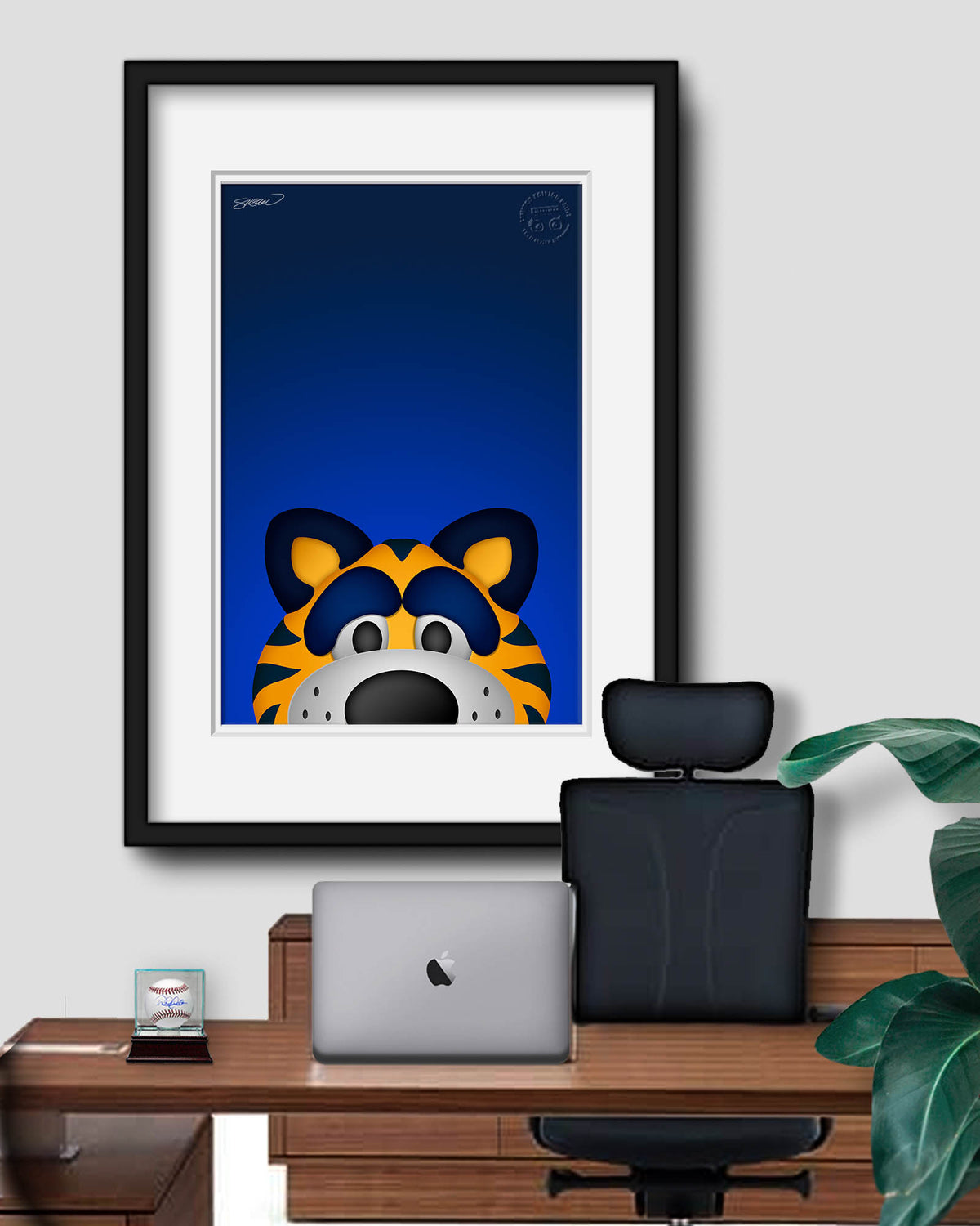 Minimalist Sabretooth
