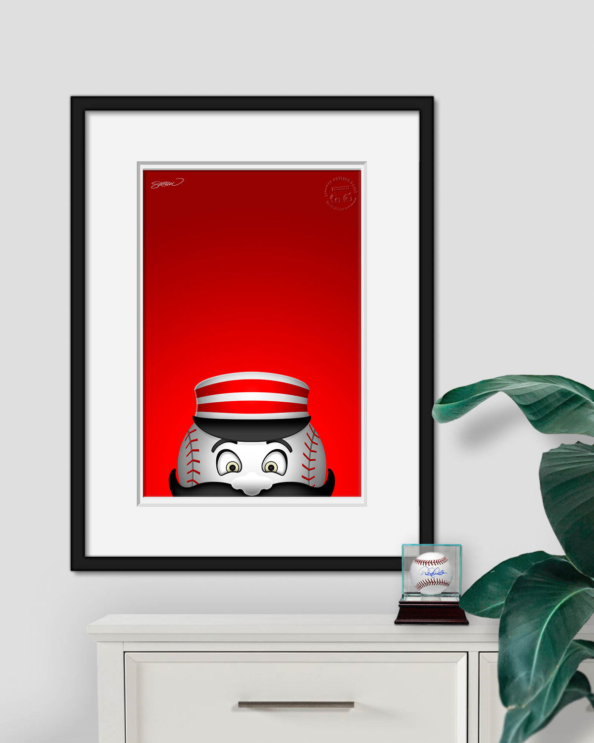 Minimalist Mr. Redlegs