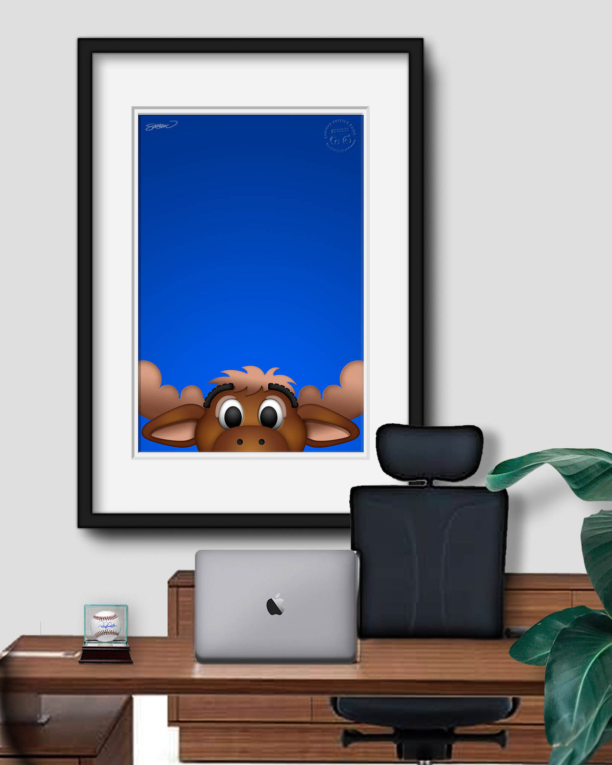 Minimalist Mariner Moose