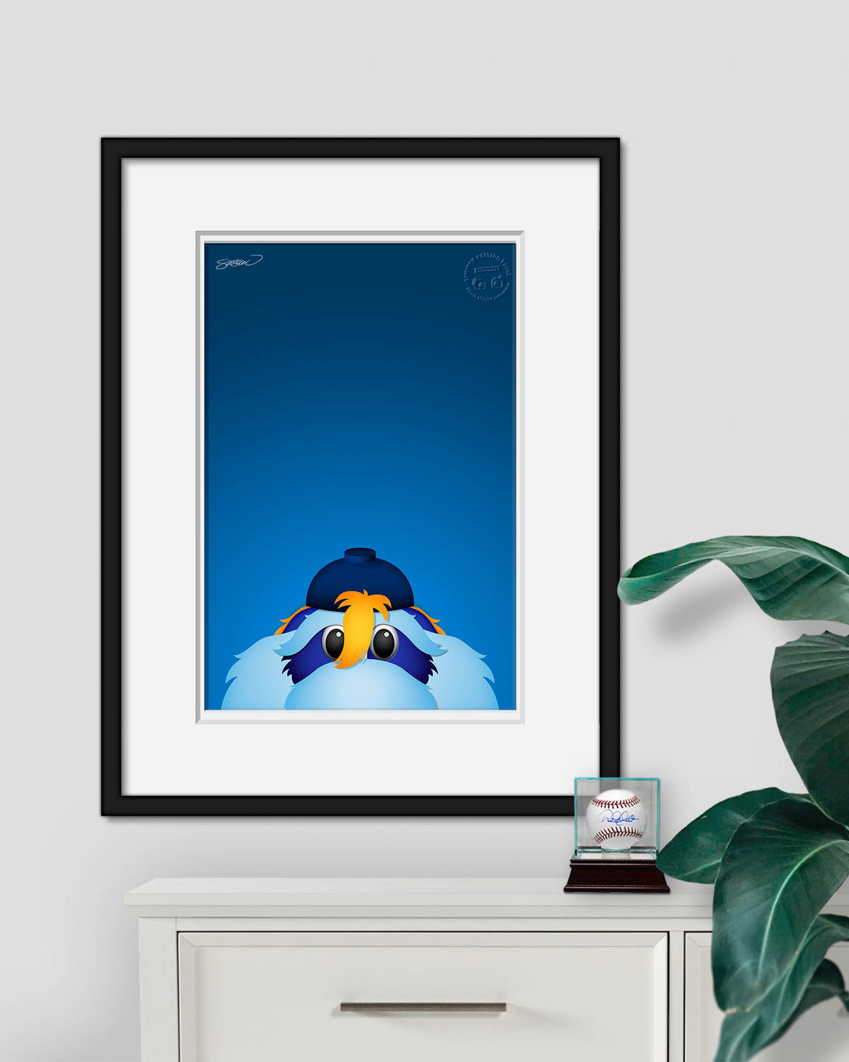 Minimalist Raymond